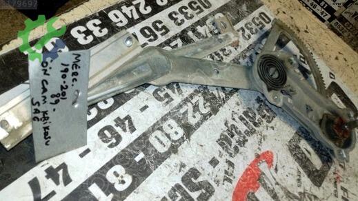 Mercedes-Benz C Serisi Sağ Arka Cam Krikosu çıkma parça