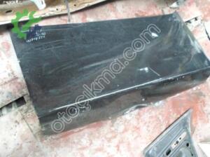 MERCEDES 190 – 201 1989 SİYAH BAGAJ KAPAK