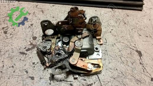 Mercedes-Benz C Serisi Kapı Kilidi çıkma parça