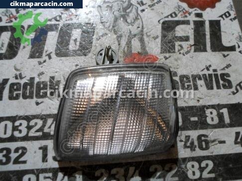 Mercedes-Benz 200 Sinyal çıkma parça