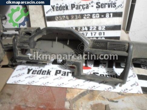 Mercedes-Benz E Serisi Göğüs çıkma parça