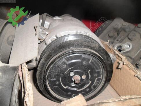 Mercedes-Benz Vito Klima Kompresörü çıkma parça