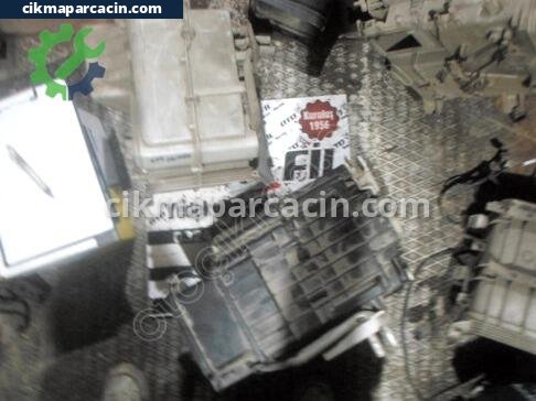 Mitsubishi Canter Kalorifer Kutusu çıkma parça