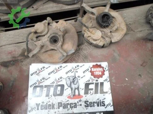 Mitsubishi Galant Taşıyıcı/Aks Taşıyıcı çıkma parça