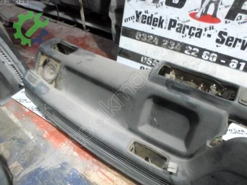 Mitsubishi Galant Göğüs çıkma parça