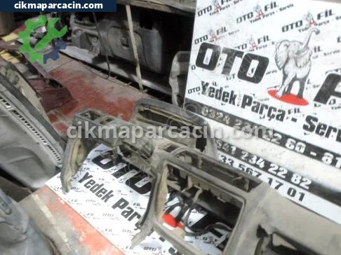 Mitsubishi Galant Göğüs çıkma parça