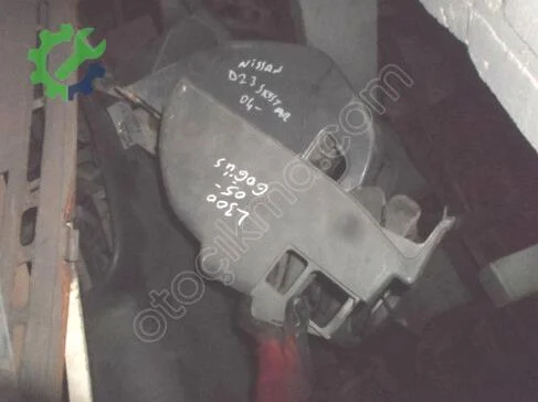 Mitsubishi L300 Göğüs çıkma parça