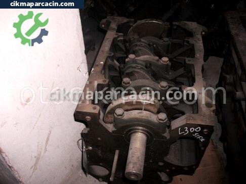 Mitsubishi L300 Yarım Motor çıkma parça
