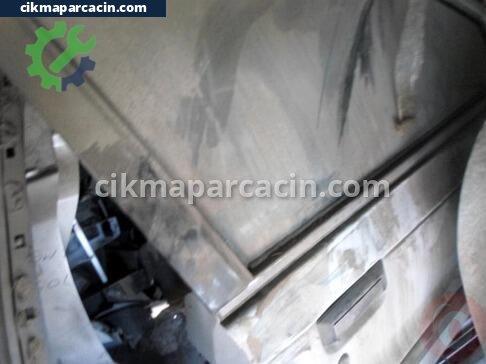 Mitsubishi Lancer Sağ Ön Kapı çıkma parça