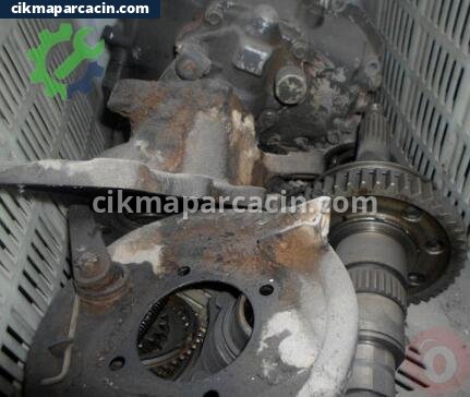 Mitsubishi Canter Şanzıman çıkma parça