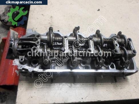 Mitsubishi Galant Silindir Kapağı çıkma parça