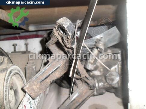 Mitsubishi Galant Bağlantı Braketi çıkma parça