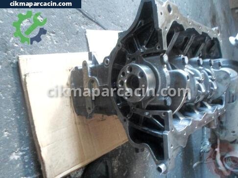 Mitsubishi Galant Yarım Motor çıkma parça