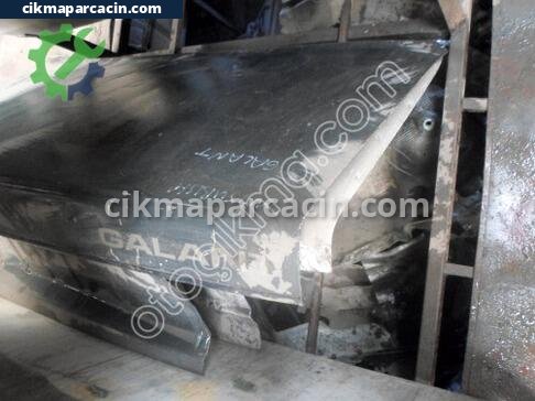 Mitsubishi Galant Bagaj çıkma parça