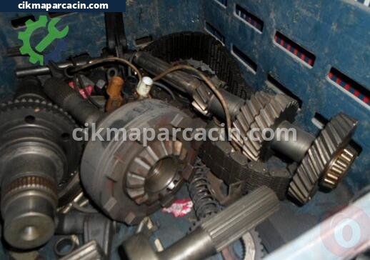 Mitsubishi L200 Şanzıman Komple çıkma parça