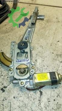 Mitsubishi L300 Sağ Ön Cam Krikosu çıkma parça
