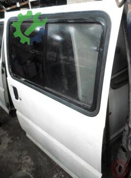 Mitsubishi L300 Sol Sürgülü Kapı çıkma parça
