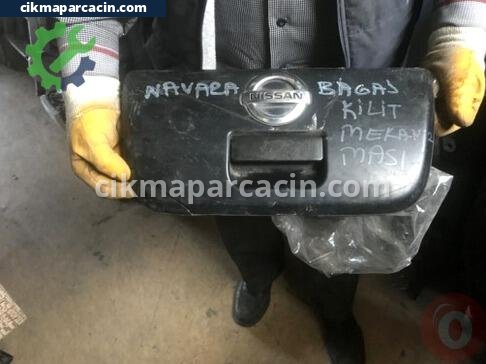 Nissan Navara Kapı Kilidi çıkma parça