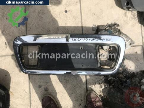 Lincoln Navigator Plakalık çıkma parça