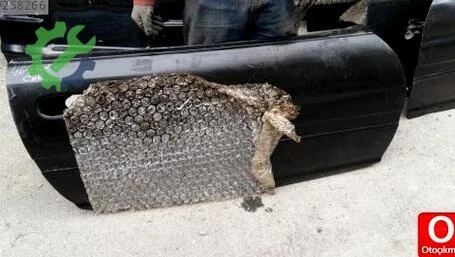 Chrysler Neon Sağ Kapı çıkma parça