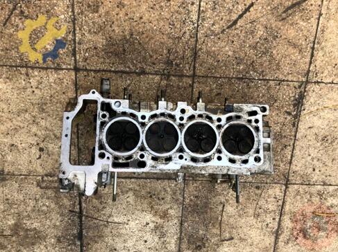 Nissan Almera Silindir Kapağı çıkma parça