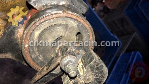 Nissan Almera Motor Takozu çıkma parça