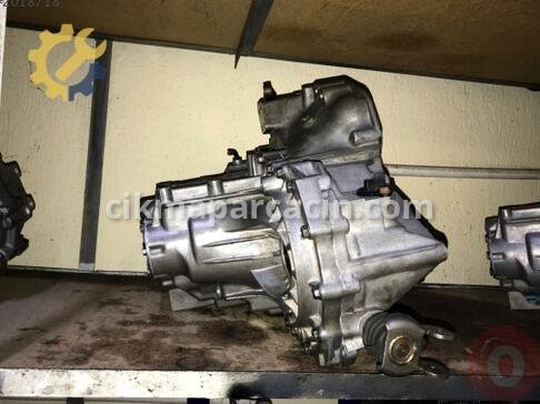 Nissan Almera Şanzıman Komple çıkma parça