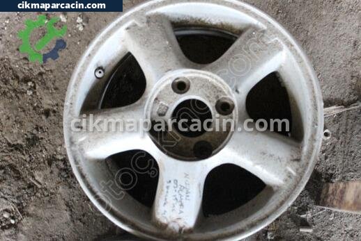 Nissan Almera Jant çıkma parça
