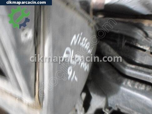 Nissan Altima Göğüs çıkma parça