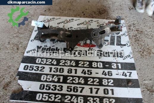 Nissan Altima Travers çıkma parça