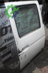 NİSSAN D21 PİKAP ARKA SAĞ KAPI BEYAZ ÇIKMA
