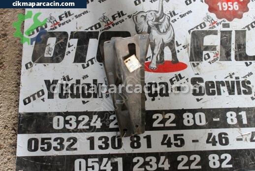 Nissan Pick-up Travers çıkma parça