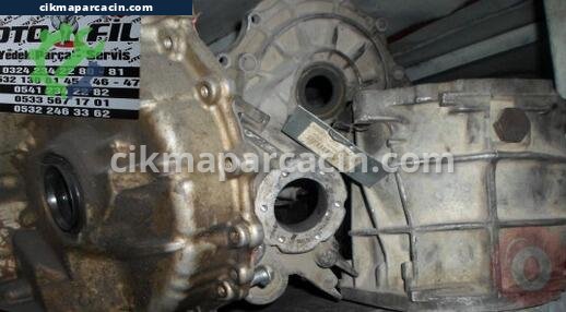 Nissan Pick-up Şanzıman çıkma parça