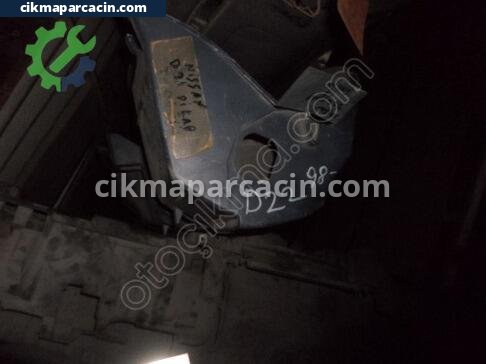 Nissan Göğüs çıkma parça