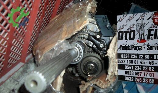 Nissan Pick-up Şanzıman Komple çıkma parça