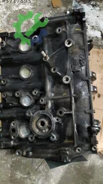 Nissan Pick-up Yarım Motor çıkma parça