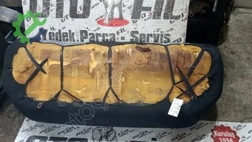 Nissan Skystar Arka Koltuk çıkma parça