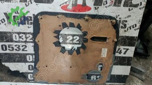 Nissan Skystar Kapı Döşemesi çıkma parça