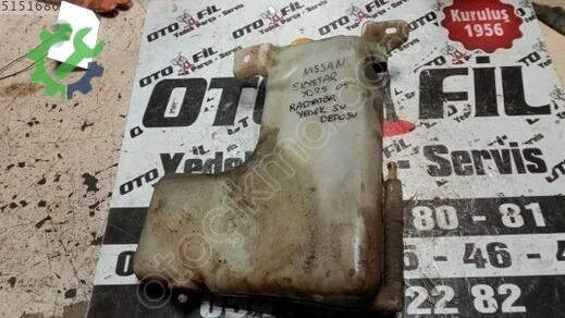 Nissan Skystar Yedek Su Deposu çıkma parça