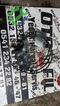 Nissan Skystar Kaput Açma Teli çıkma parça