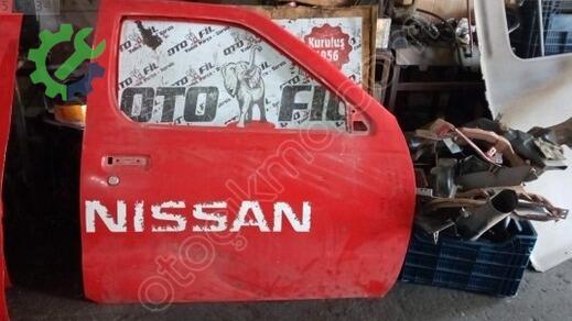 Nissan Skystar Sağ Ön Kapı çıkma parça