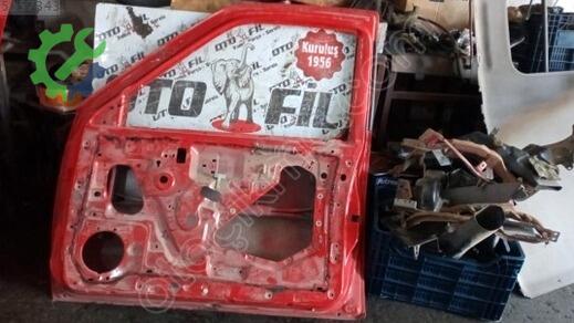 Nissan Skystar Sağ Ön Kapı çıkma parça
