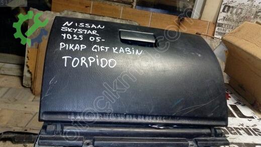 Nissan Skystar Torpido çıkma parça