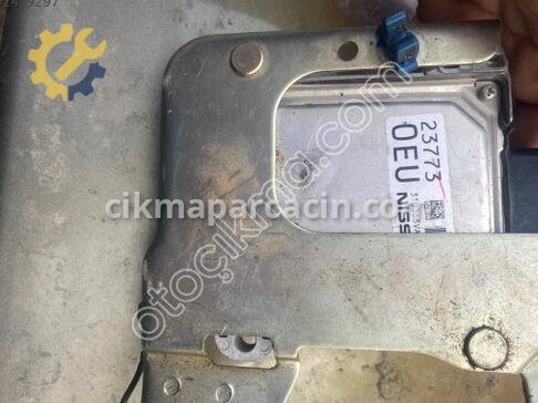 Nissan Micra Beyin çıkma parça