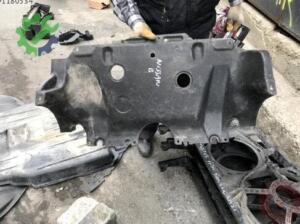 NİSSAN MOTOR ALT MUHAFAZASI NİSSAN ORJİNAL ÇIKMA PARÇA