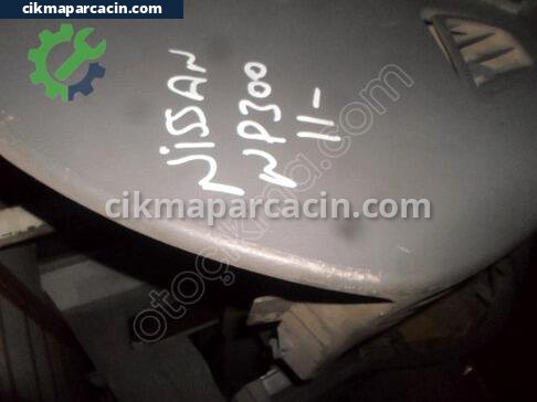 Nissan Navara Göğüs çıkma parça