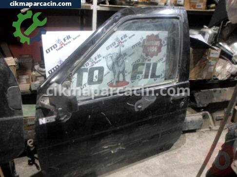 Nissan Pathfinder Sol Ön Kapı çıkma parça