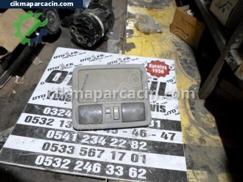 Nissan Pathfinder Tavan Lambası çıkma parça