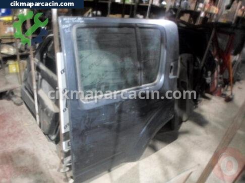 Nissan Pathfinder Sol Arka Kapı çıkma parça