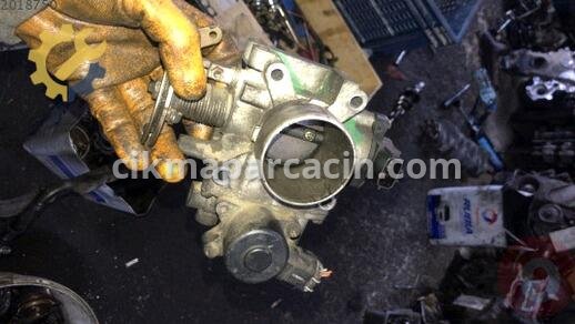 Nissan Primera Gaz Kelebeği çıkma parça